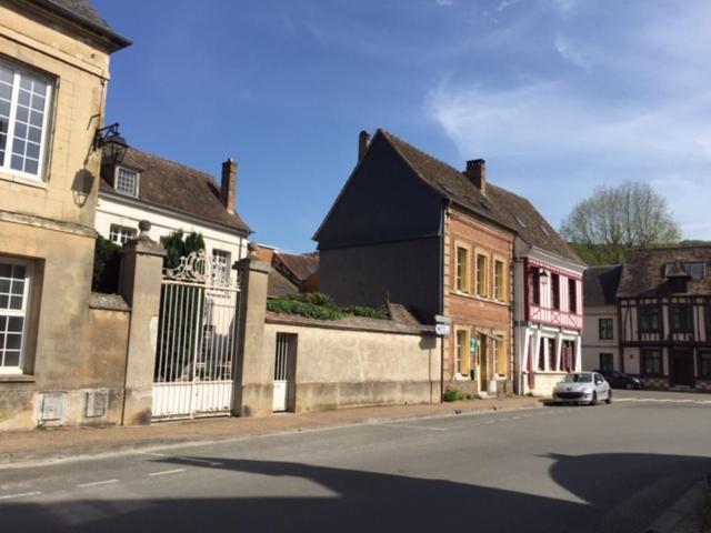 Chambre Saint-Sauveur Les Andelys Buitenkant foto