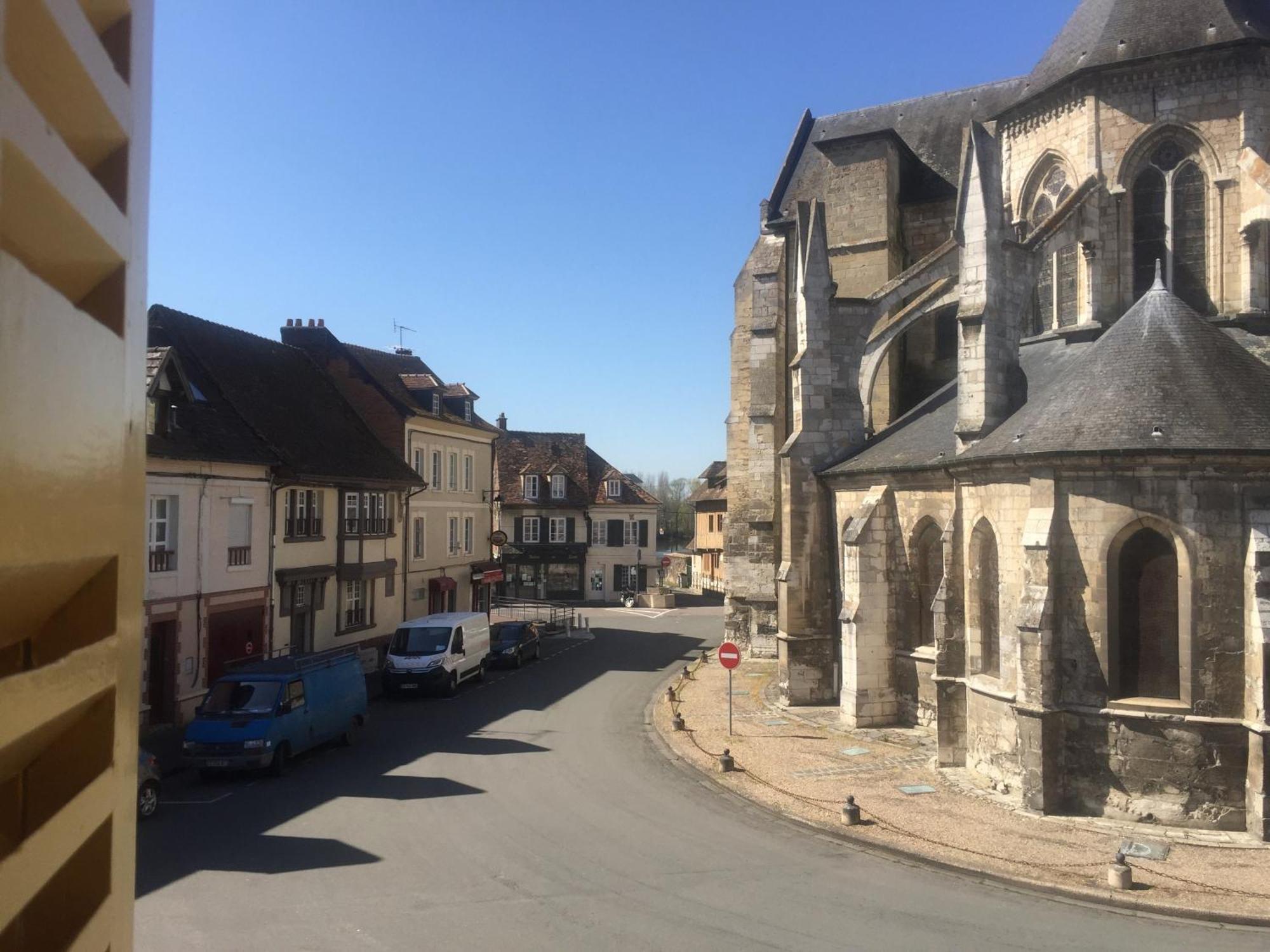 Chambre Saint-Sauveur Les Andelys Buitenkant foto